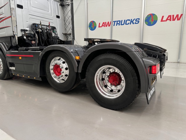 Scania R450 6×2 Highline Midlift Tractor Unit