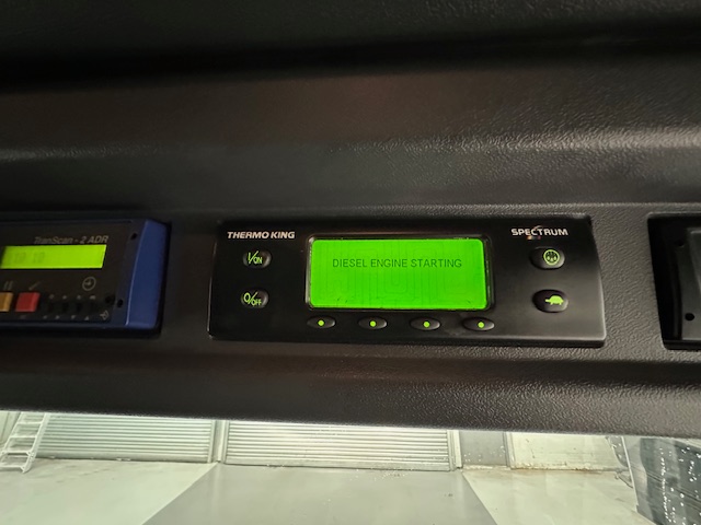 Scania P250 4×2 Sleeper Cab Fridge Box