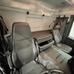 Scania P230 4×2 Sleeper Cab Curtainsider - thumbnail
