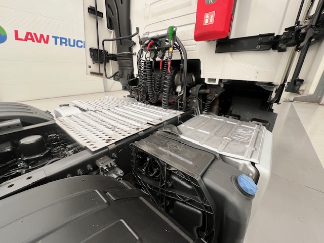 Renault T480 6×2 Midlift Tractor Unit