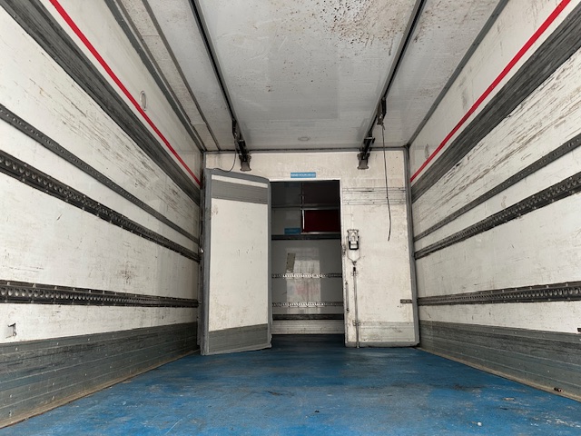 Mercedes Axor 1824 Day Cab Box Van