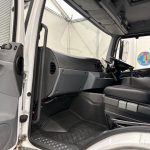 Mercedes Axor 1824 Day Cab Box Van - thumbnail