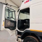 Volvo FM9 260 10 Tyre Sleeper Cab Curtainsider - thumbnail