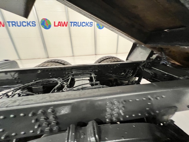 Scania P370 8×4 Sleeper Cab Tipper Manual