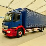 Mercedes Actros 1824 Day Cab Curtainsider - thumbnail