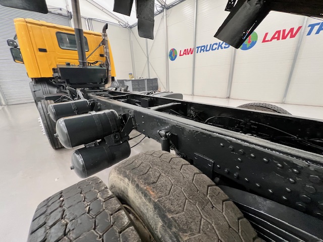 Scania P380 8×4 Day Cab Steel Tipper Manual