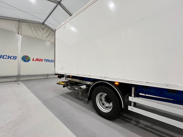 Scania P250 4×2 Sleeper Cab Fridge Box