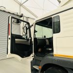MAN TGM 18.250 Sleeper Cab Curtainsider - thumbnail
