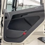 DAF CF 330 6×2 Rear Lift Sleeper Cab Curtainsider - thumbnail