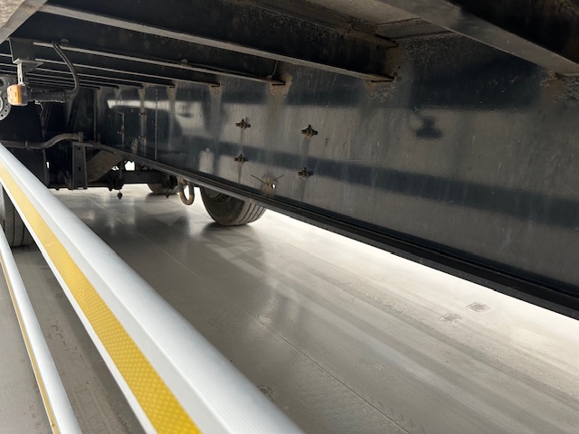 Lawrence David Tandem Axle Rear Steer Box Trailer