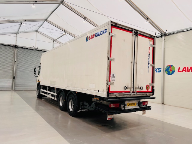 DAF CF 330 6×2 Rear Lift Fridge Box