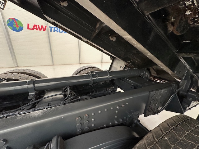 Scania P400 8×4 Day Cab Bulk Tipper Manual