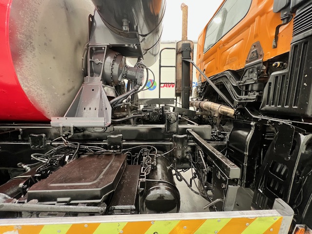 Hino 700 2813 6×4 Cement Mixer