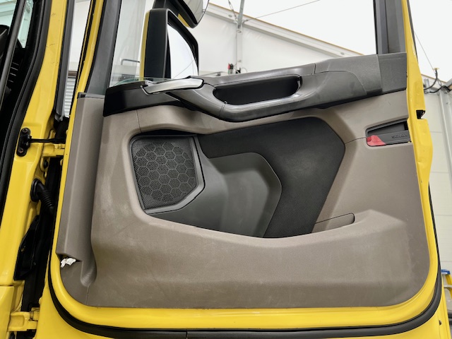 Scania S450 6×2 Midlift Highline Tractor Unit