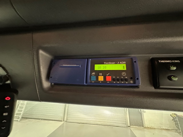 Scania P250 4×2 Sleeper Cab Fridge Box