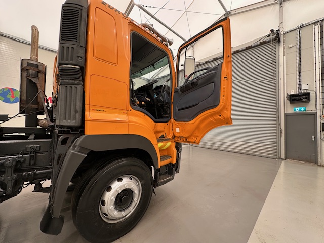 Hino 700 3241 8×4 Cement Mixer