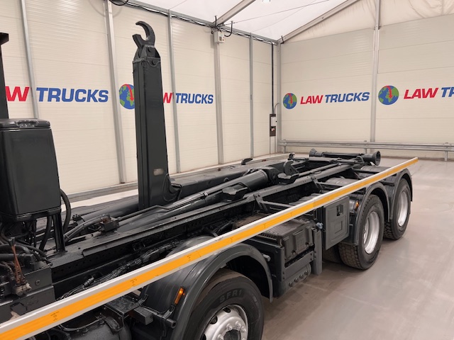 DAF CF85 410 8×4 Day Cab Hookloader Manual
