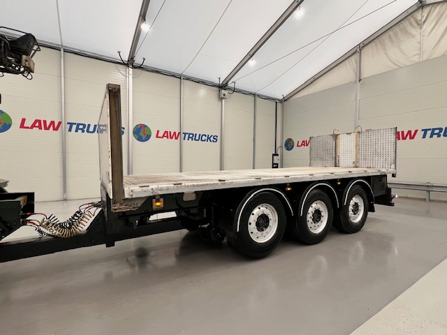 Volvo FM 450 Dropside Brick Grab Drawbar