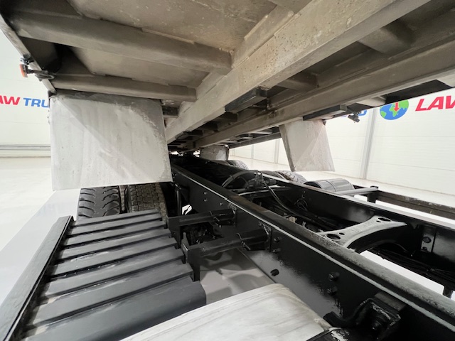 Scania R410 8×4 Sleeper Cab Bulk Tipper