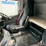 Mercedes 2543 6×2 10 Tyre Rear Lift Sleeper Cab Box Van - thumbnail