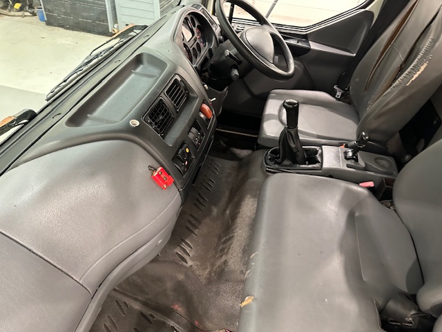 DAF LF55 220 4×2 Steel Tipper Grab Manual