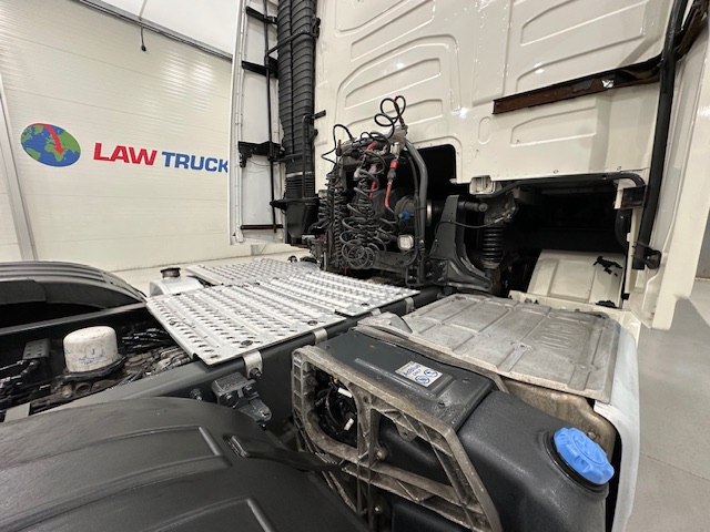 Volvo FH 500 6×2 Midlift Tractor Unit