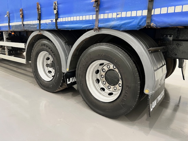 Scania G440 6×2 10 Tyre Sleeper Cab Curtainsider