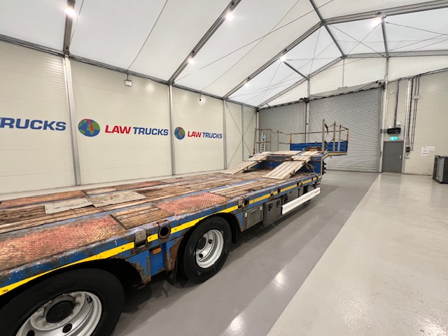 Kassbohrer Tri Axle Machinery Carrier Lowloader