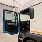 MAN TGS 26.340 6×2 Rear Steer Curtainsider - thumbnail