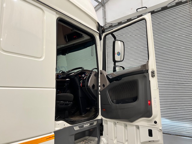DAF XF 480 6×2 Midlift Tractor Unit