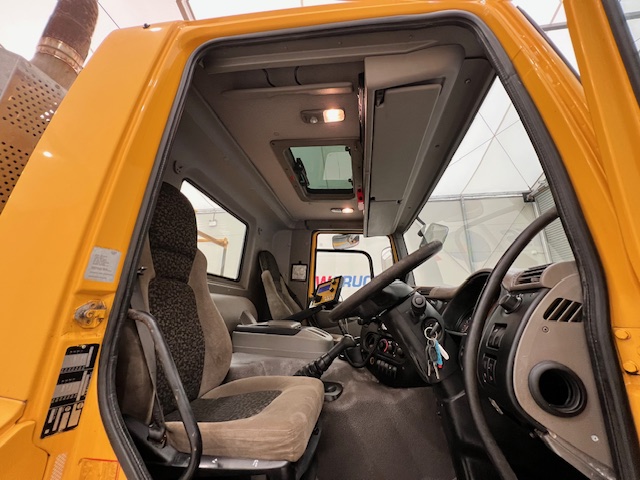 DAF CF75 310 6×4 Day Cab Gritter