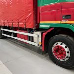 Volvo FM 450 6×2 Sleeper Cab Curtainsider - thumbnail