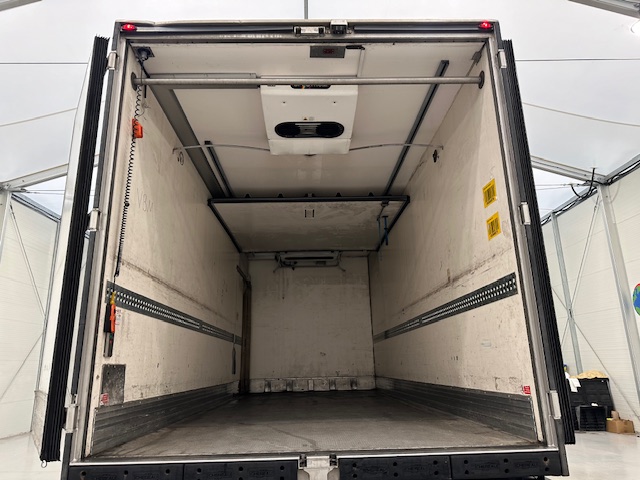DAF  LF55 220 Day Cab Fridge Box