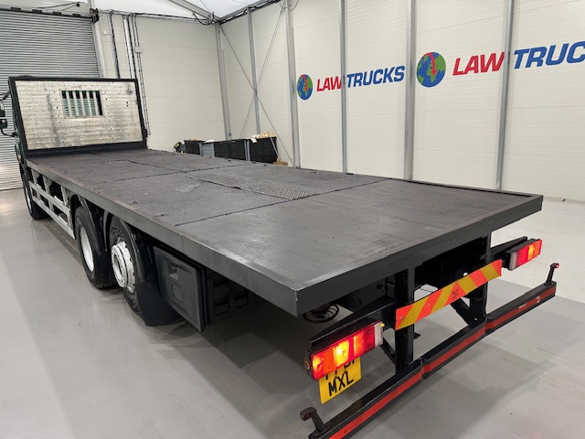 DAF CF75 310 6×2 Rear Lift Flatbed