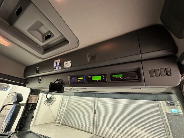 Scania P250 4×2 Sleeper Cab Fridge Box