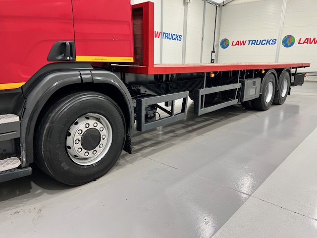 Scania P320 6×2 10 Tyre Rear Lift Flatbed