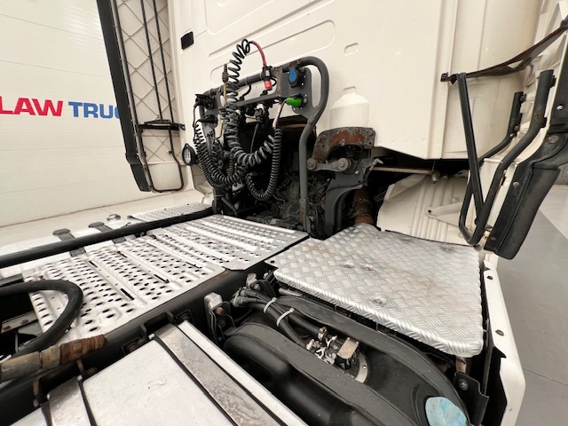 Scania R420 6×2 Midlift Topline Tractor Unit