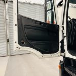 Iveco Stralis 310 AT 6×2 Box Van - thumbnail