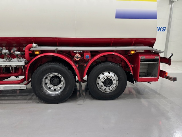 Volvo FM 300 6×2 20,000 Litre Fuel Tanker