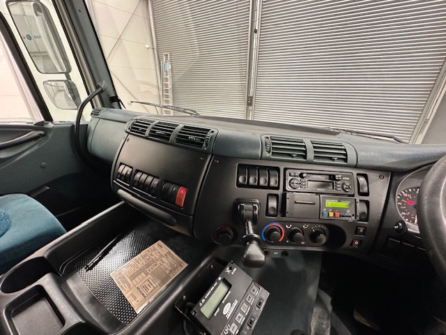 DAF CF65 220 Sleeper Cab Fridge Box