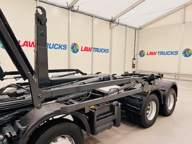 DAF CF85 360 8×4 Day Cab Hookloader Manual