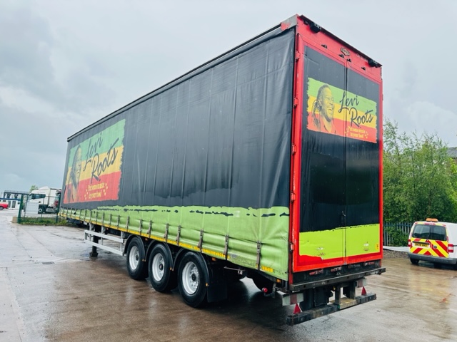 Don Bur Tri Axle 4.88m Curtainsider Trailer
