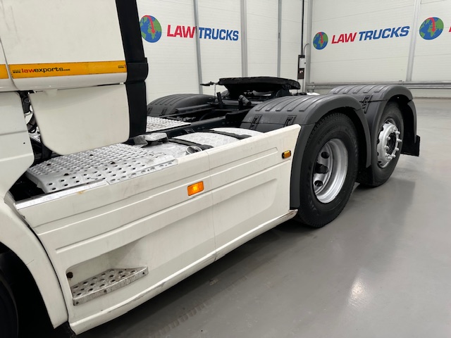 Scania R450 6×2 Rear Lift Highline Tractor Unit PTO