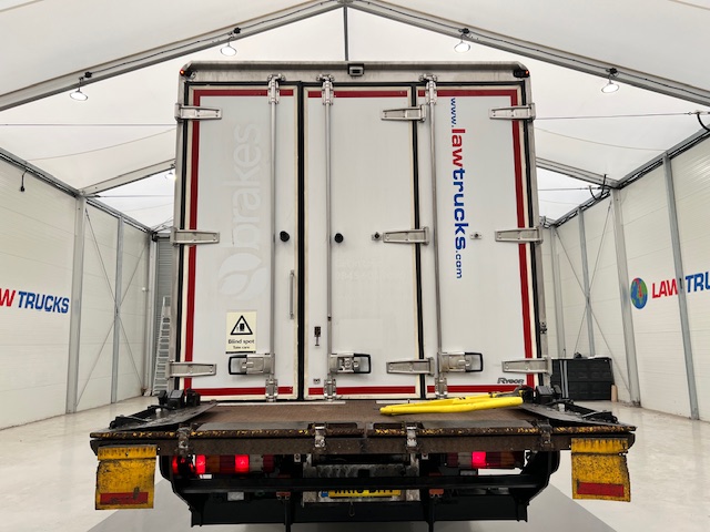Mercedes Axor 1824 Day Cab Fridge Box