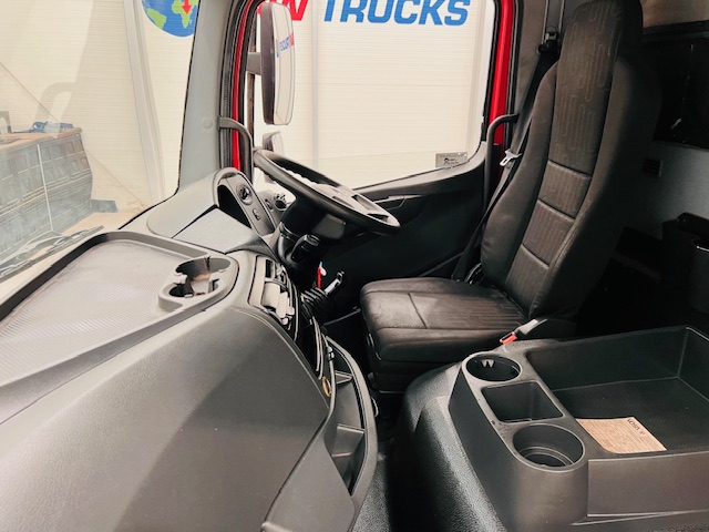 Mercedes Atego 816 Day Cab Curtainsider