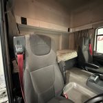DAF CF 330 6×2 Rear Lift Sleeper Cab Curtainsider - thumbnail