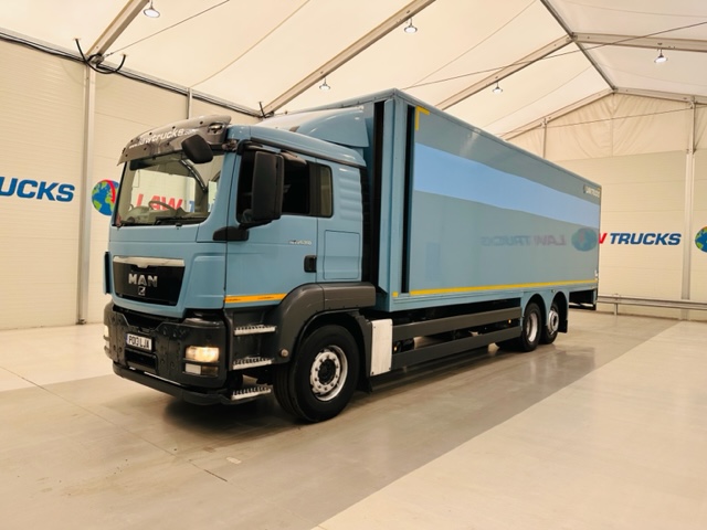 MAN TGS 26.360 6×2 Sleeper Cab Box Van