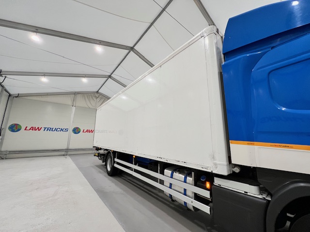 Scania P250 4×2 Sleeper Cab Fridge Box