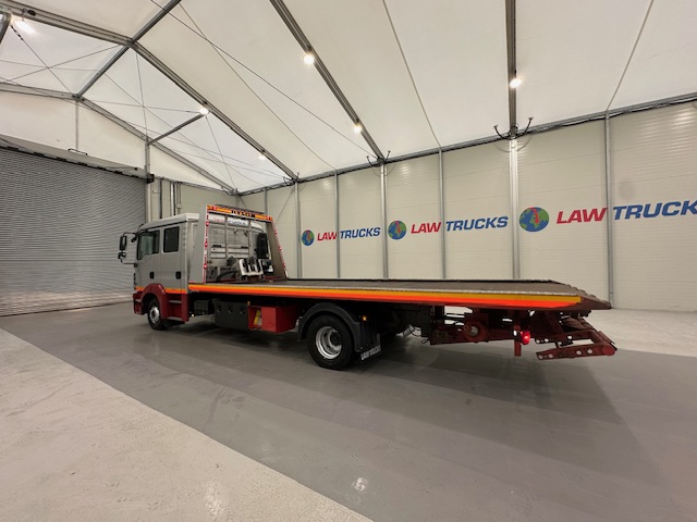 MAN TGL 12.220 Crew Cab Tilt and Slide