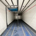 Mercedes Actros 2532 6×2 Rear Lift Day Cab Fridge Box - thumbnail